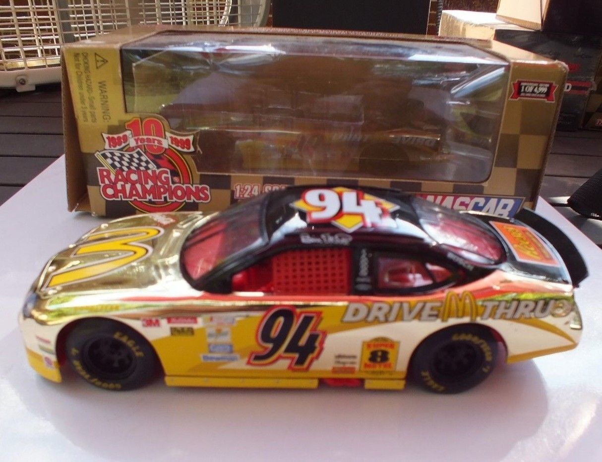 BILL ELLIOTT MCDONALDS 94 RACING CHAMPIONS GOLD PAINT DIECAST CAR 1/