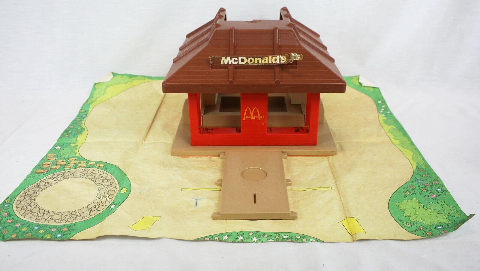 VINTAGE 1974 Playskool McDonald's Drive Thru Playset in Original Box