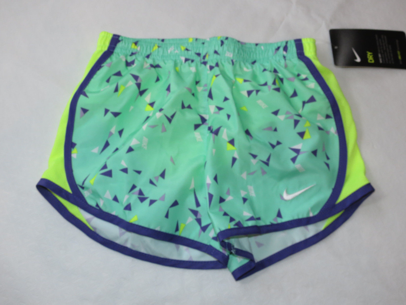 youth girls nike shorts