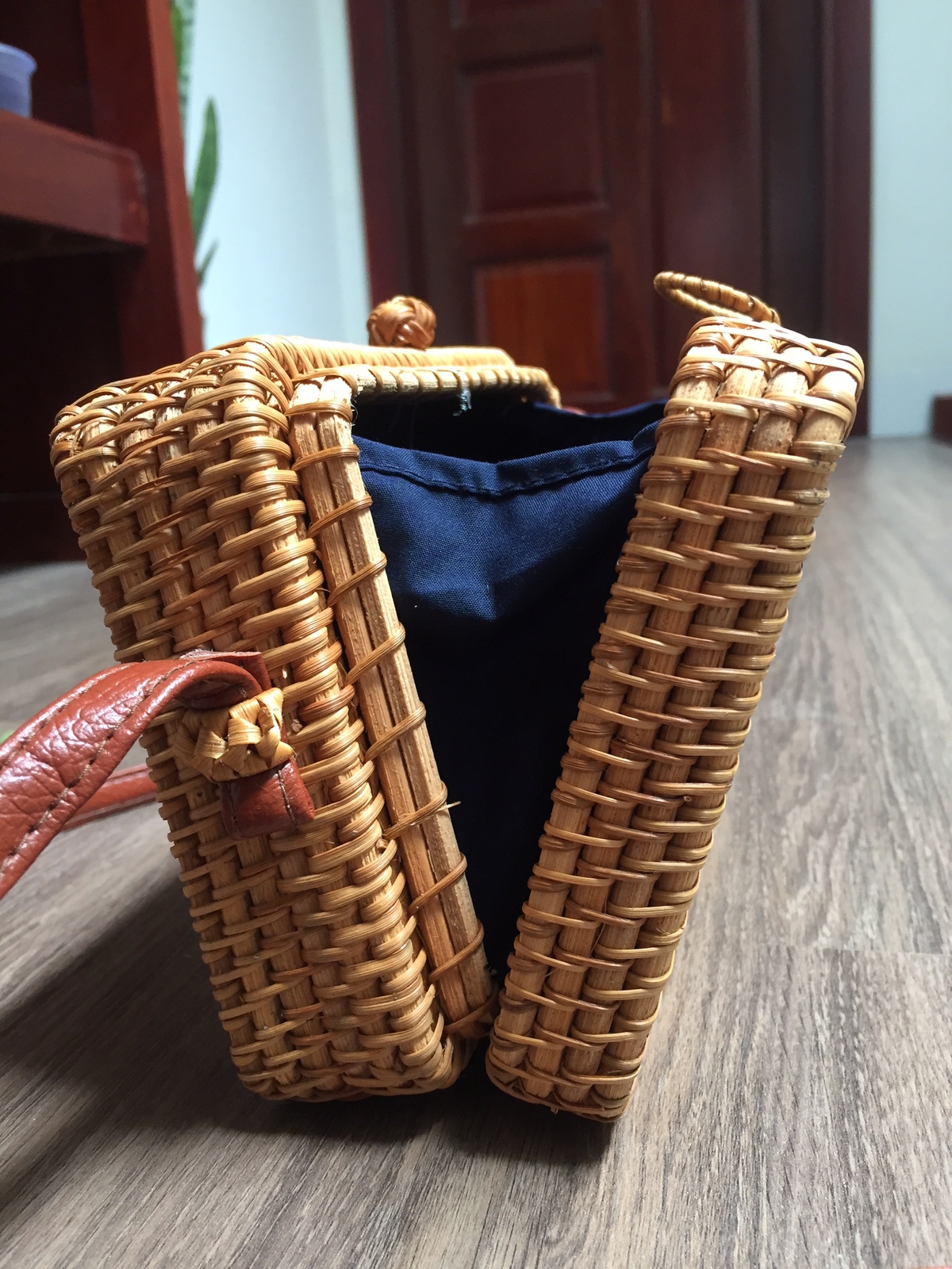 dune rattan bag