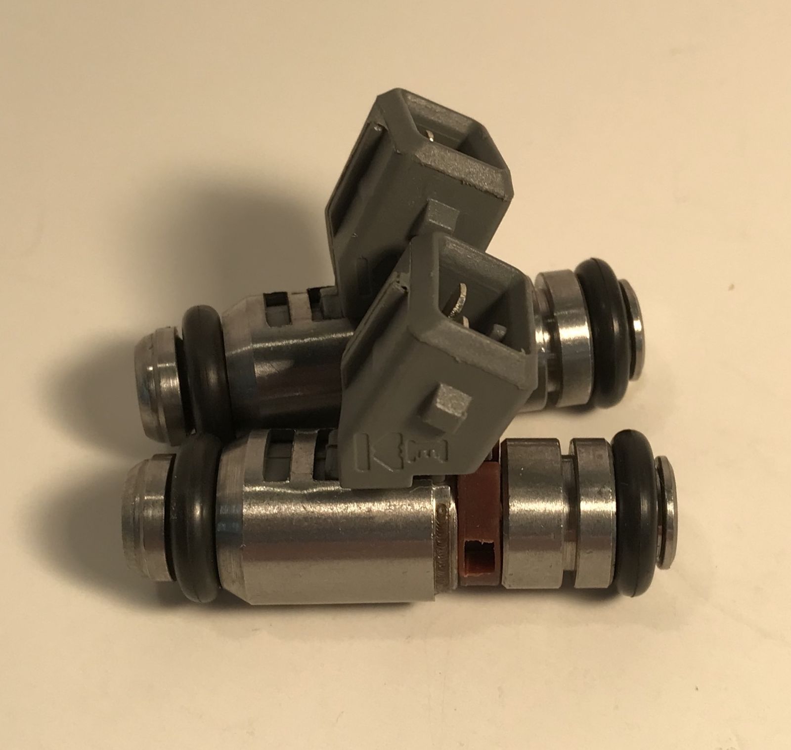 2 Fuel Injectors for HarleyDavidson 2004 Softail Deuce CVO FXSDSE2