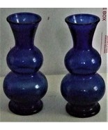 Vase - set of 2 matching vases - $10.00
