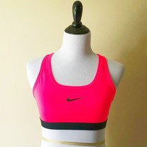 neon pink nike sports bra