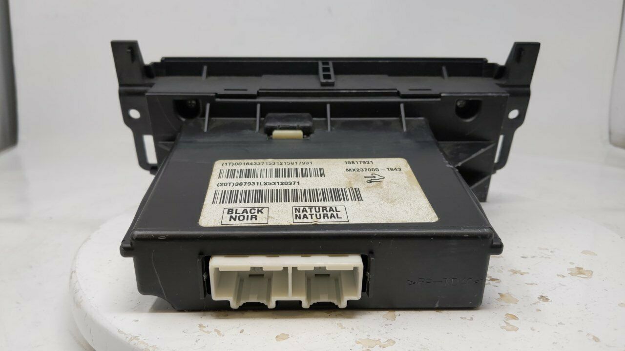20062006 Buick Lucerne Ac Heater Climate Control 15817931 R8s22b25 A