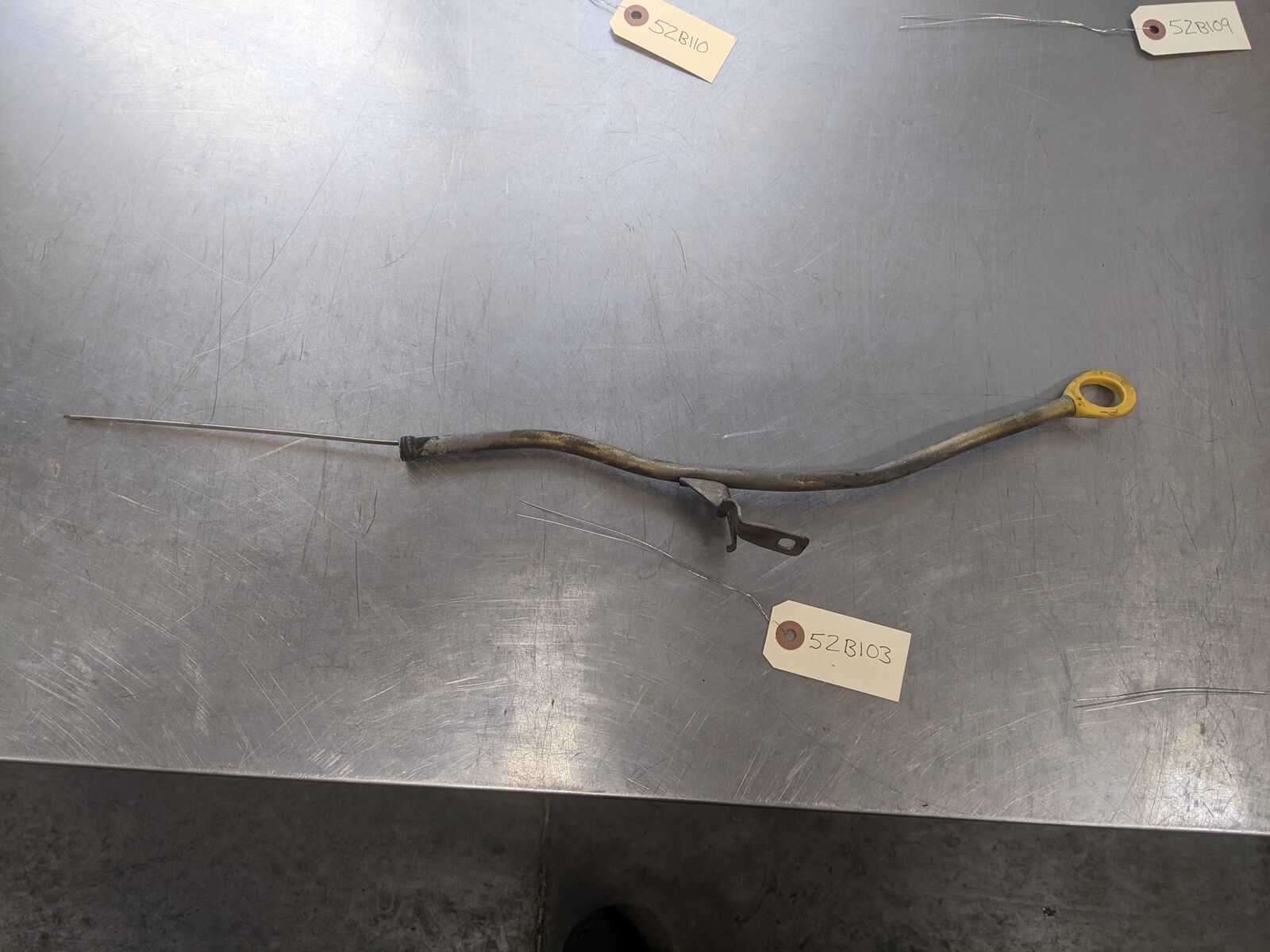 Engine Oil Dipstick With Tube From 2005 Toyota Corolla CE 1.8 Oil