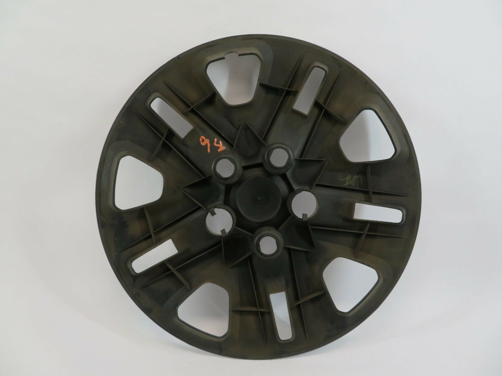 10508 CARAVAN JOURNEY 13 14 15 16 17" CENTER WHEEL COVER PIECE HUBCAP