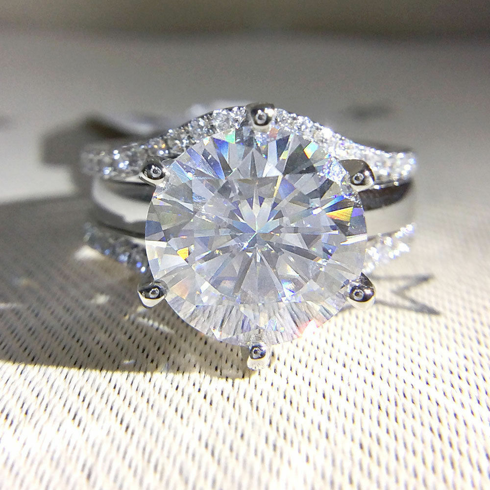 3.20Ct Round Cut VVS1/D Diamond Solitaire Engagement Ring 14K White