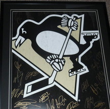 2015-16 Pittsburgh Penguins Stanley Cup Team Signed Framed 28x46 Poster JSA image 2