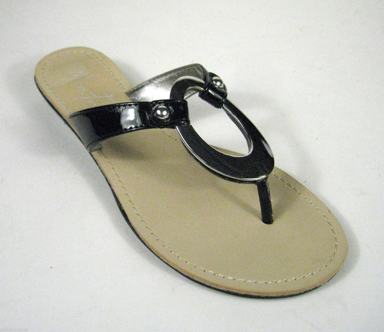 marc fisher thong low heel sandals
