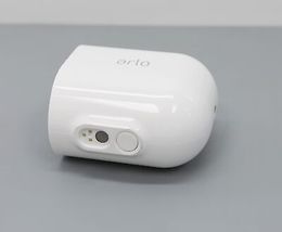Arlo Pro 4 VMC4041P Spotlight Indoor/Outdoor Wire-Free Camera  image 8