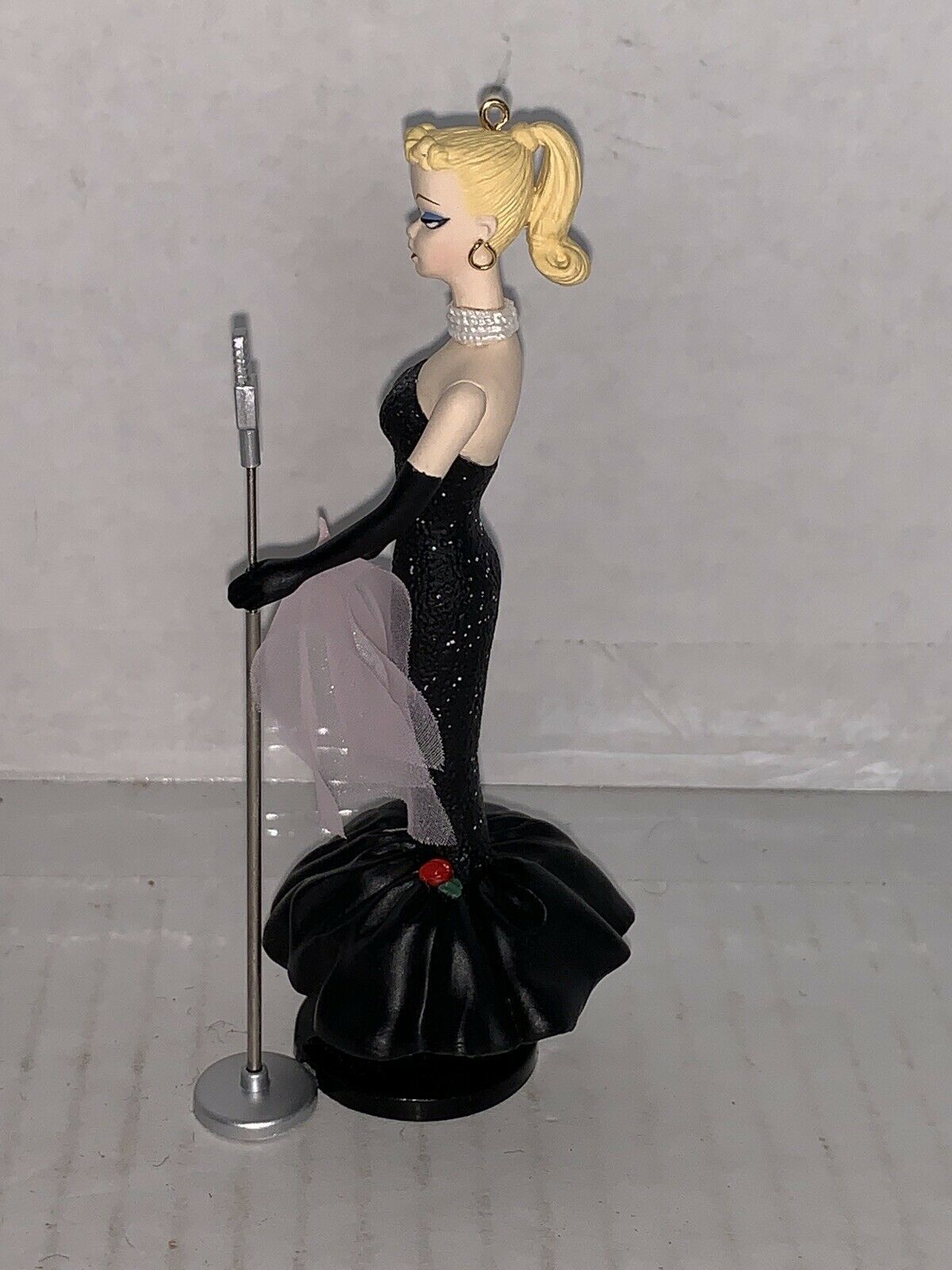 hallmark keepsake ornament barbie solo in the spotlight