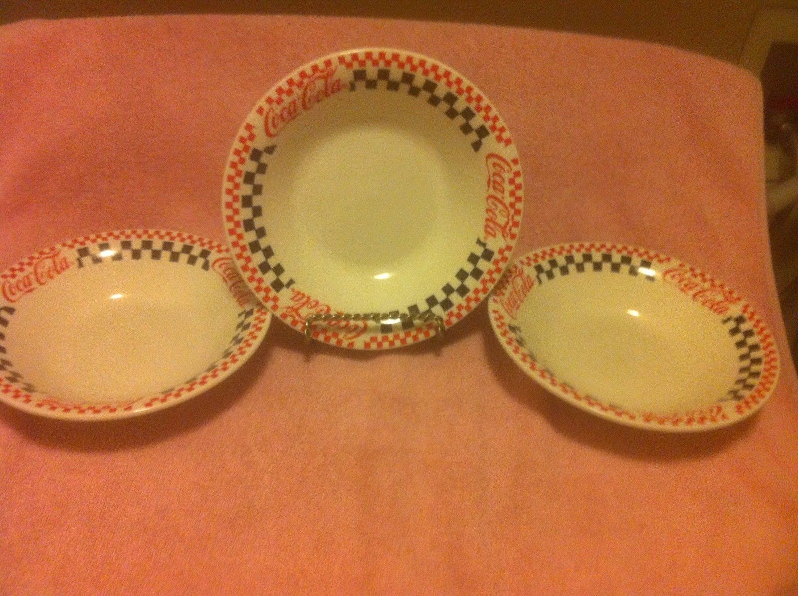 (3) GIBSON COCA COLA SOUP BOWLS1997FREE SHIPVGC Bowls