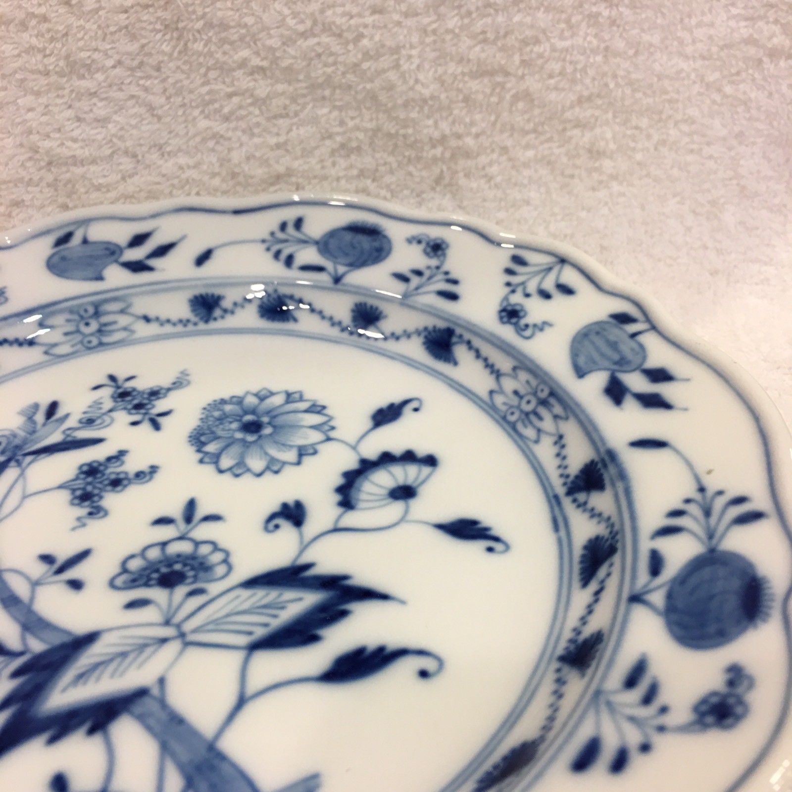 MEISSEN Germany china BLUE ONION X Backstamp Luncheon Plate  8-1//2/"