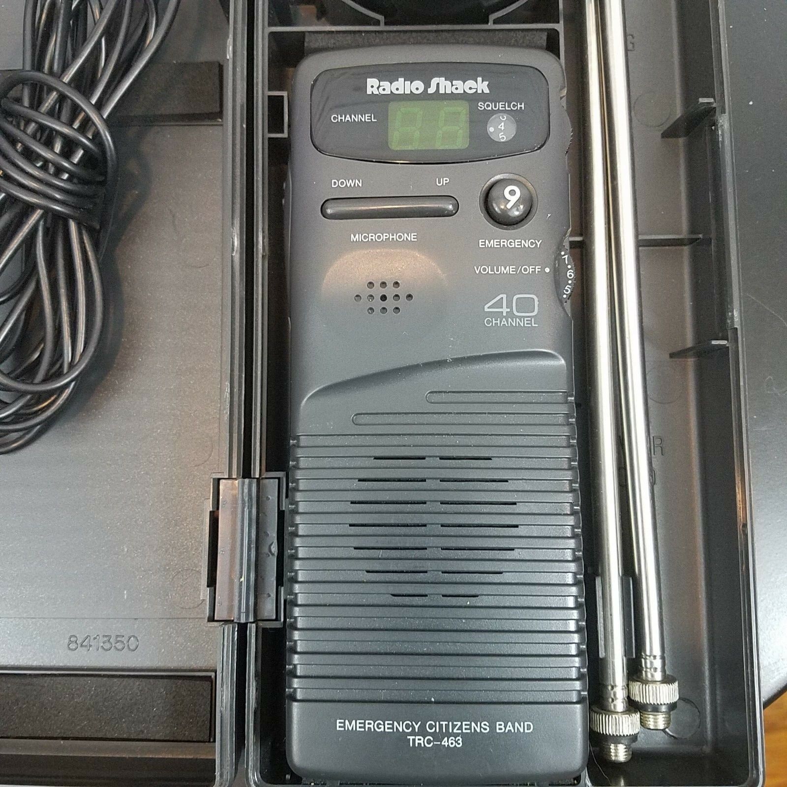 Radio Shack 2 WAY CB RADIO & ANTENNA 40 Channel Emergency Citizens Band ...