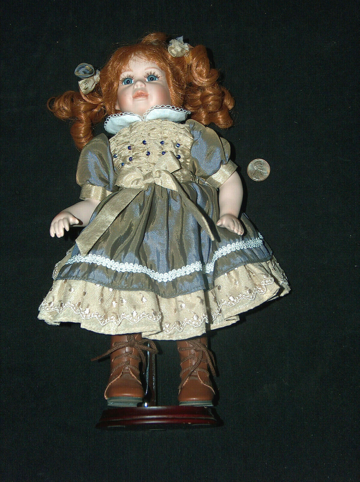 2000 Hillview Lane 11" Limited Edition 34/196 Red Head Blue Eyed Porcelain Doll Other