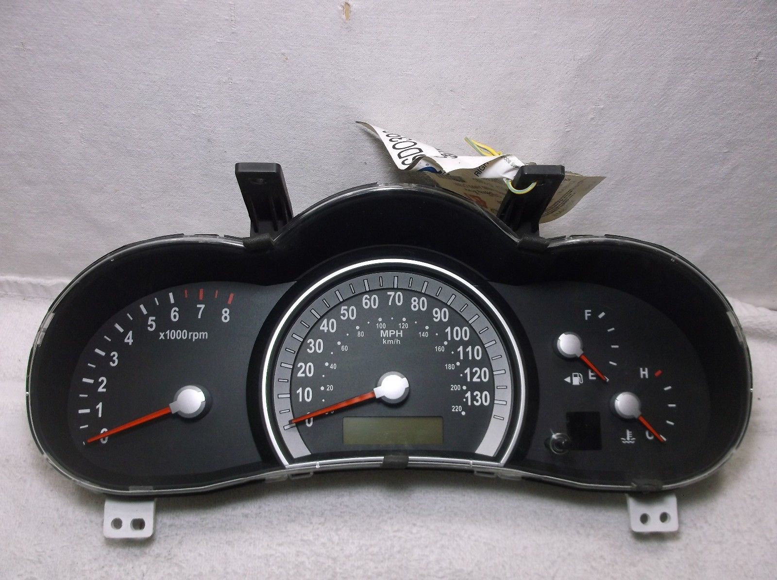 080910 HYUNDAI ENTOURAGE SPEEDOMETER/INSTRUMENT/GAUGE/CLUSTER/SPEEDO