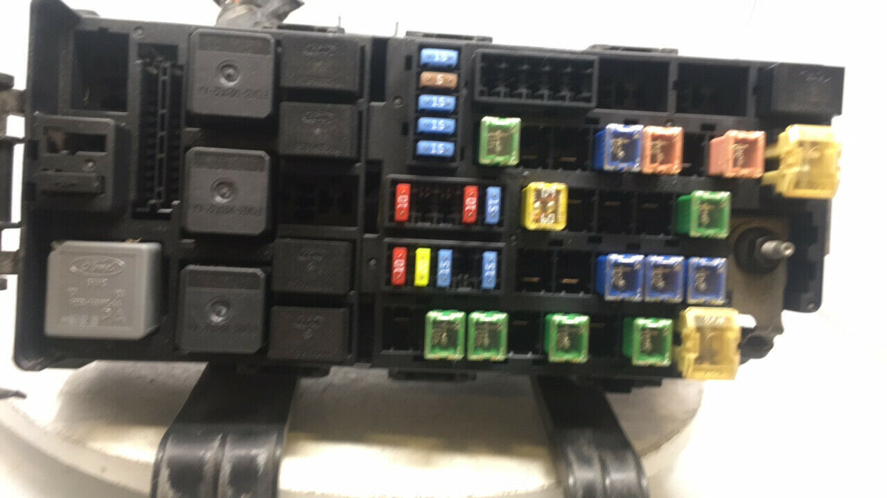 06 Ford Fusion Fuse Box