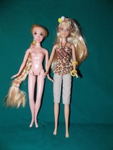 2 Dolls 1 Disney&#39;s Rapunzel Doll and 1 Off Brand 12&quot; Doll  Lot of 2  BD14 - $7.06