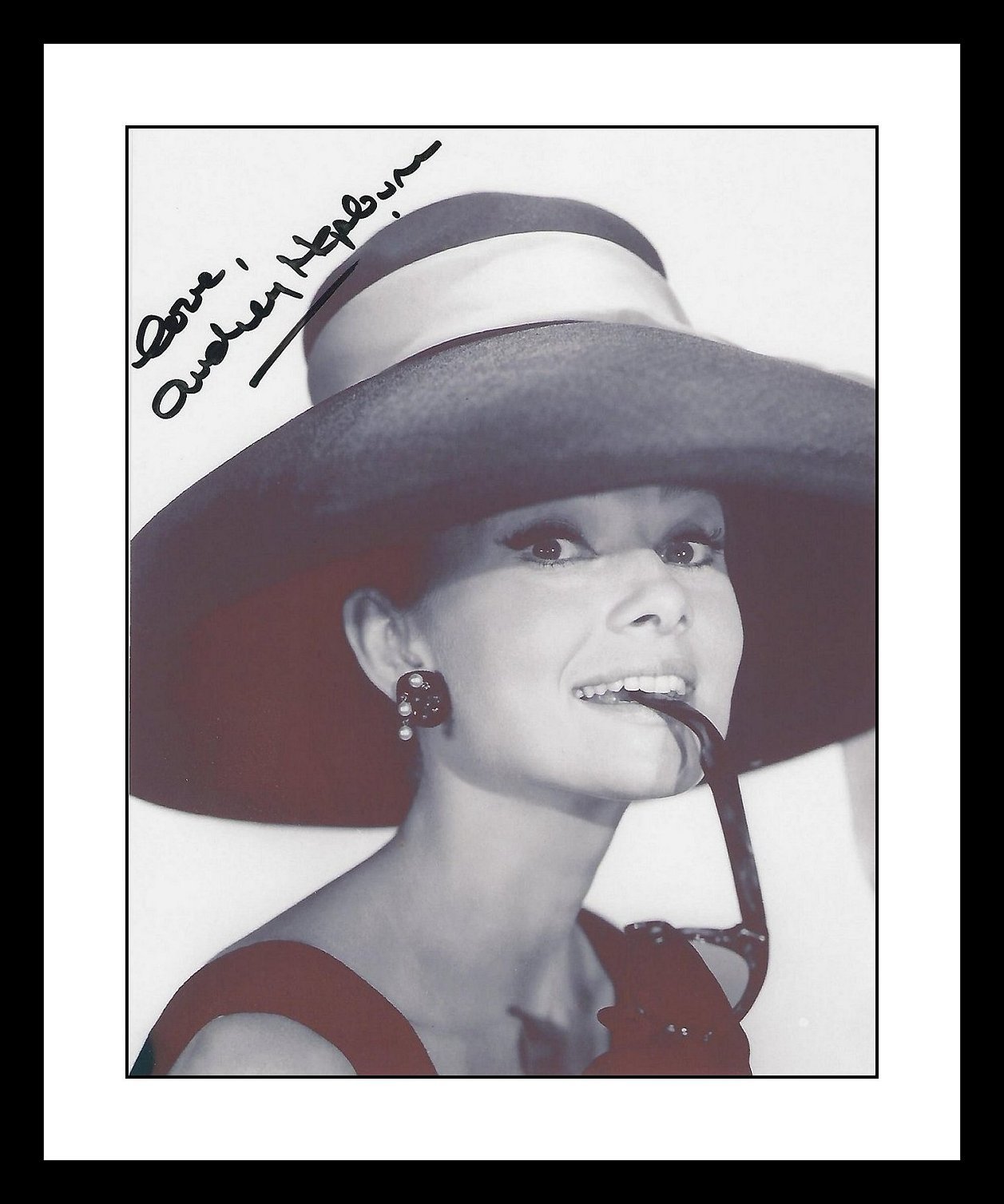 Ultra Rare Audrey Hepburn Movie Legend Authentic Hand Signed