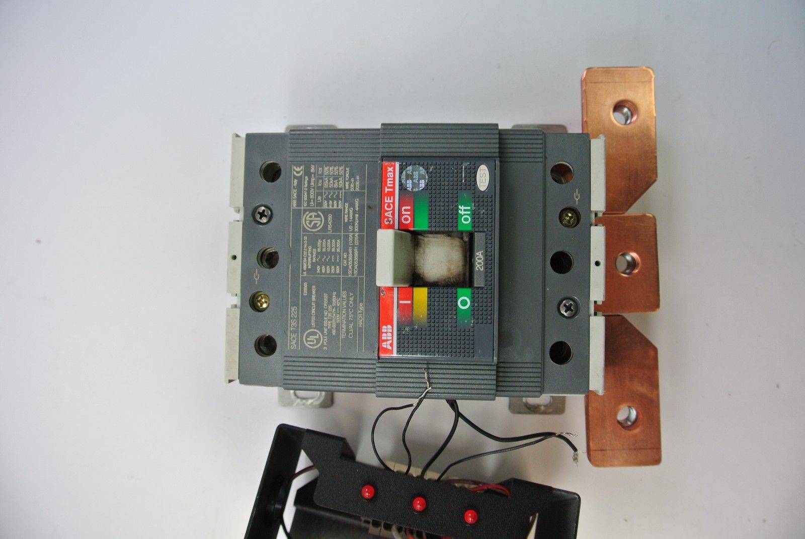 NEW ABB T3S-D 225A 3PH CIRCUIT BREAKER