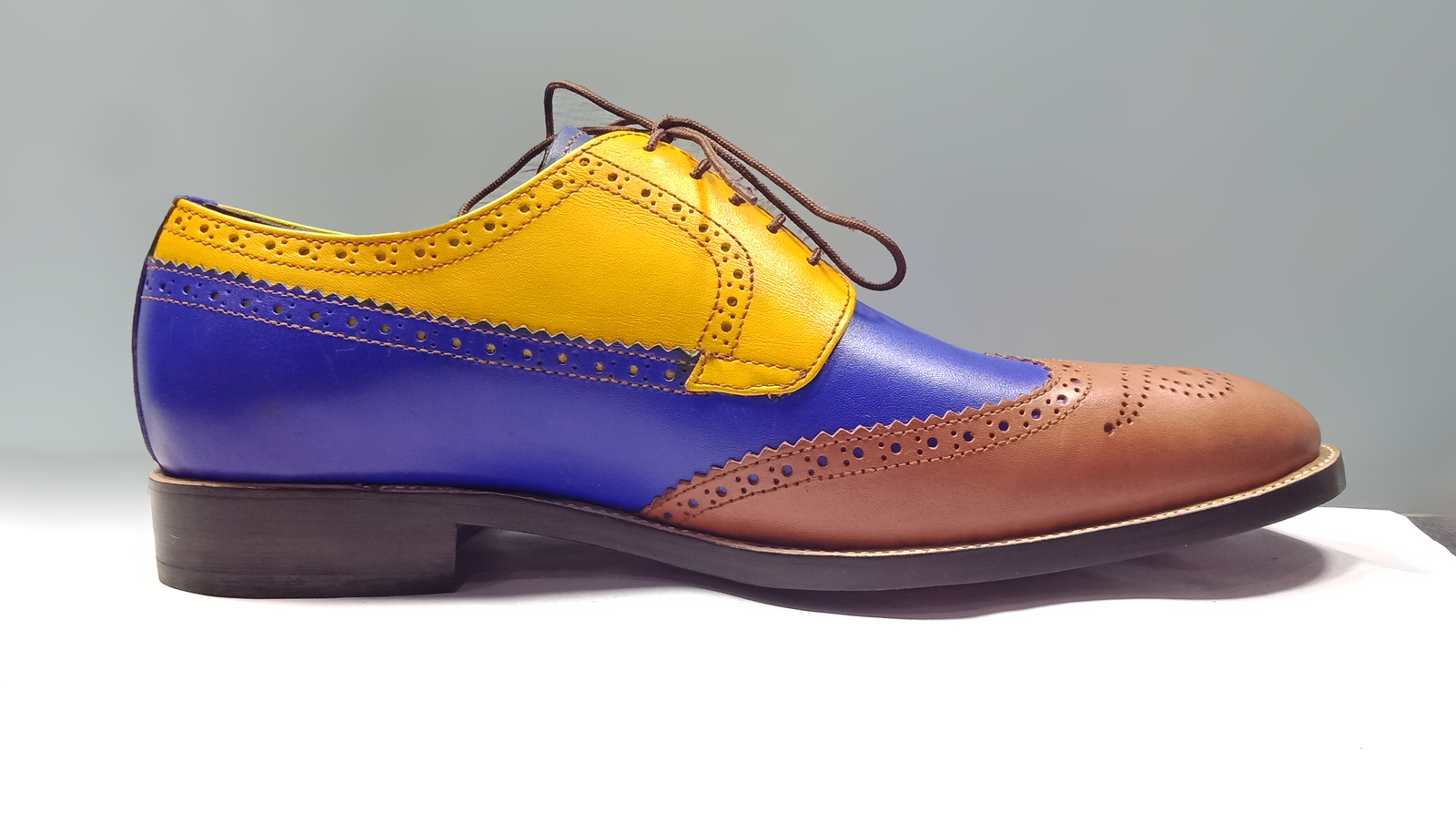 multi color shoes for men