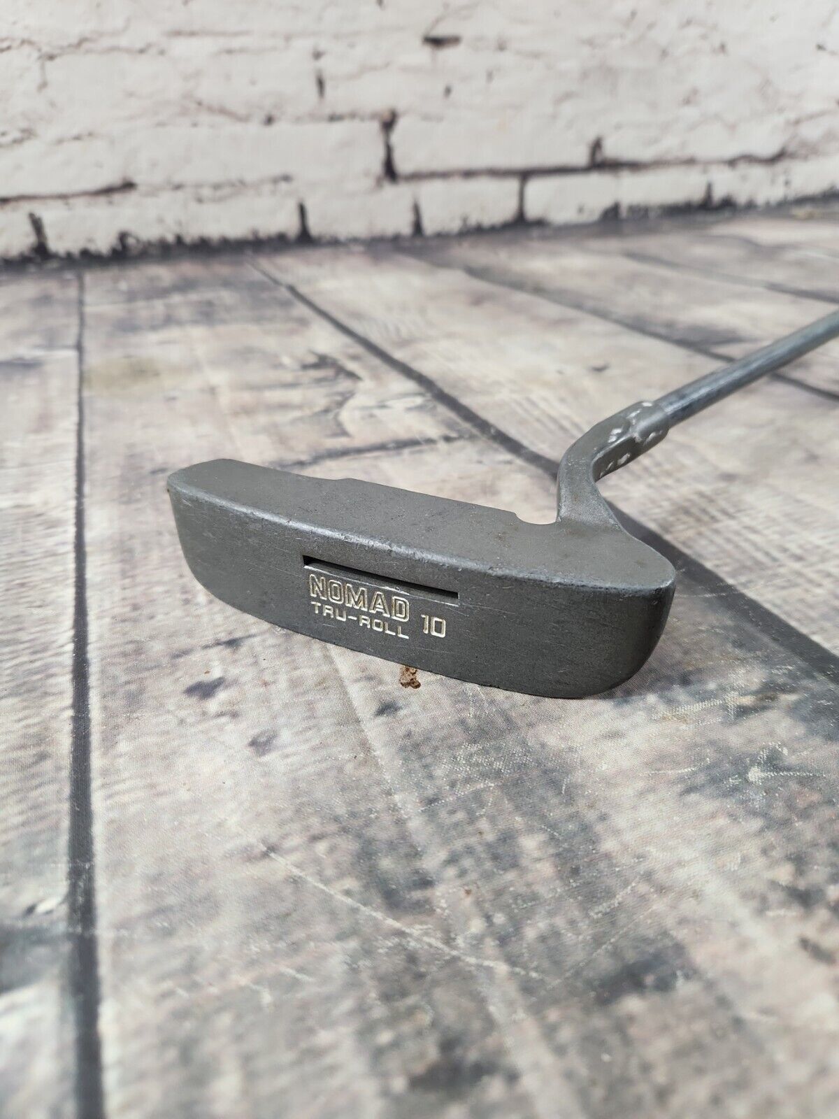 Nomad TruRoll 10 RH Putter, Titanium Magnesium Composet Allow Shaft Golf Clubs
