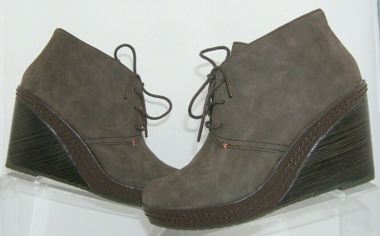 brown wedge booties with fringe