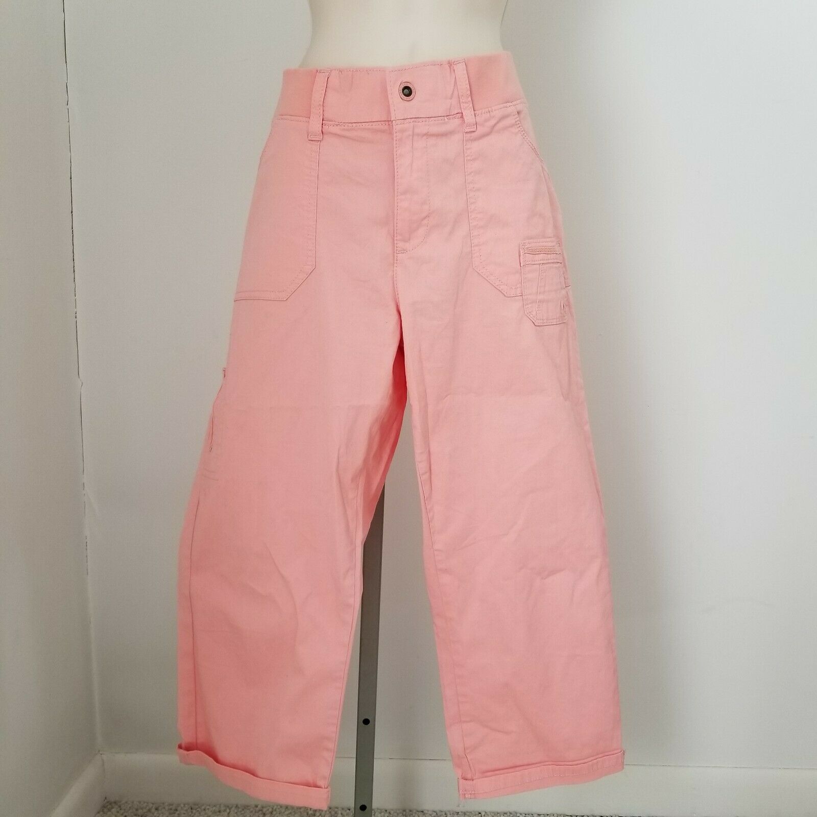 lee pink pants