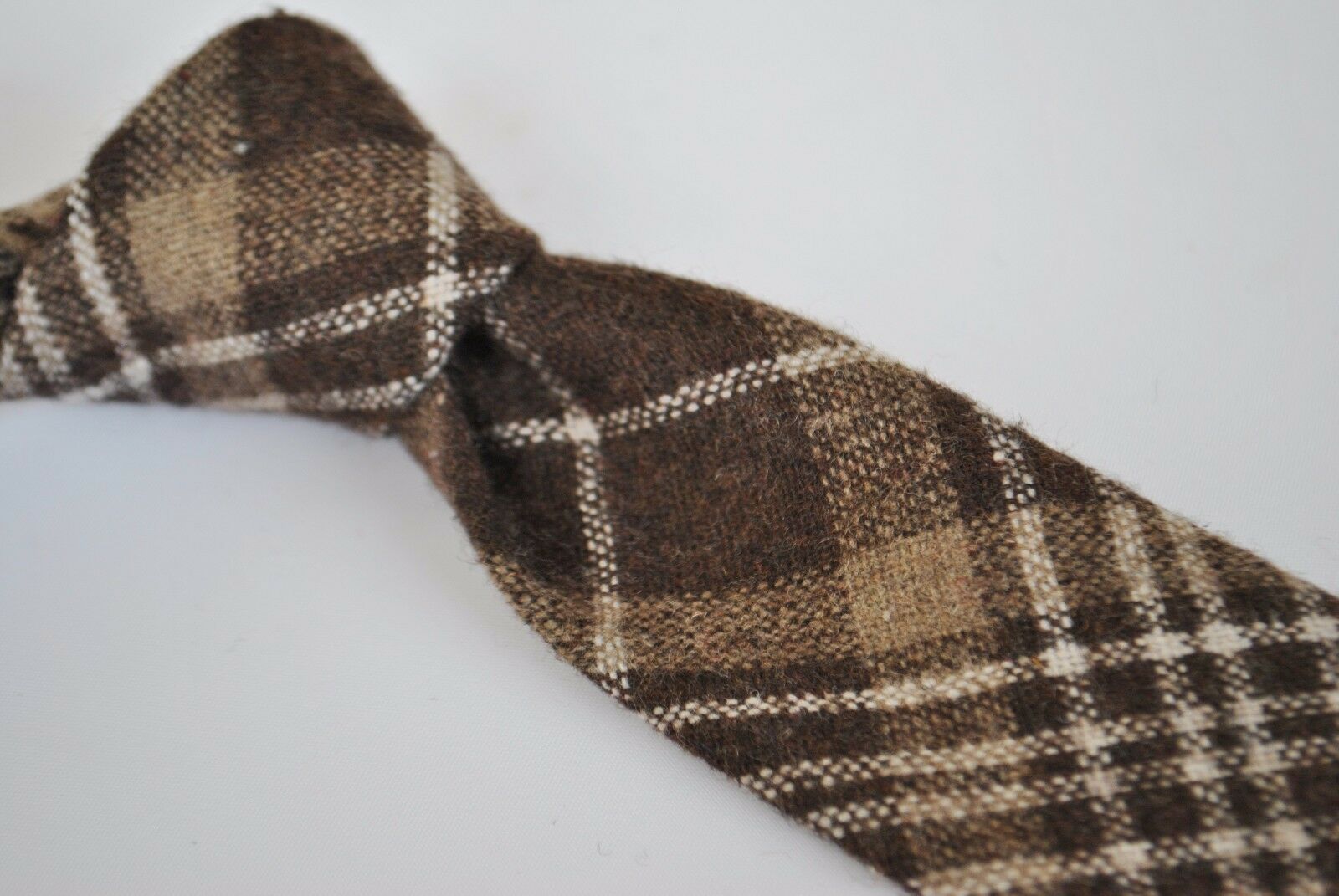 Frederick Thomas Designer Tweed Wool Mens Tie - Brown - Plaid Tartan ...