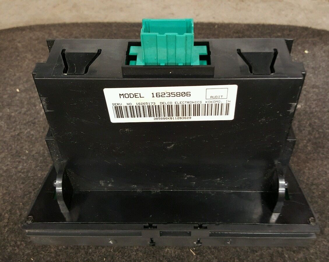 9802 Cadillac Eldorado Climate Control Module Unit Buttons Knobs