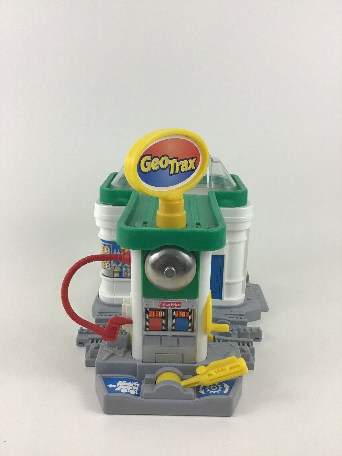 Geotrax Rail and Road Gas n Go Station Train L5892