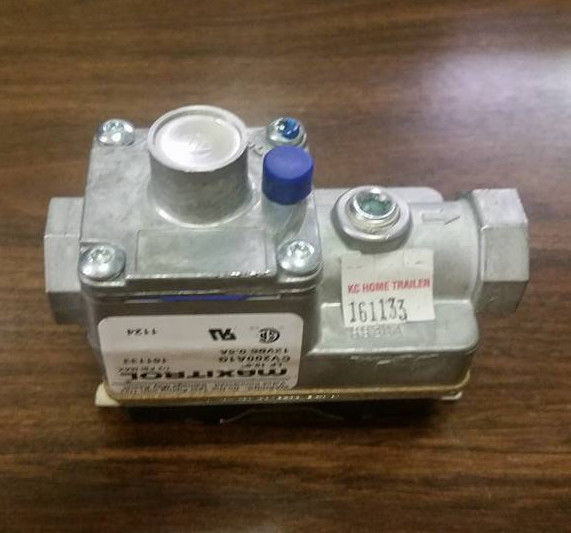Suburban 161133 12 Volt Valve