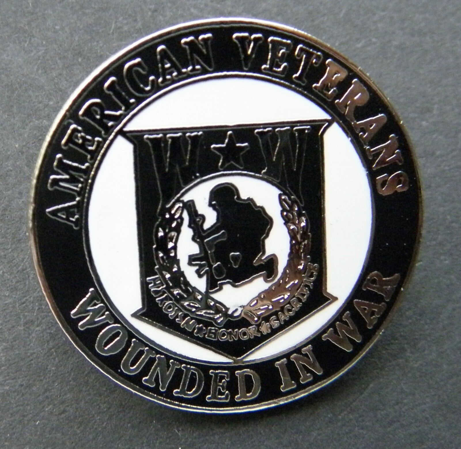 AMERICAN VETERANS WOUNDED WARRIOR WOUNDED IN WAR LAPEL PIN BADGE 1 INCH
