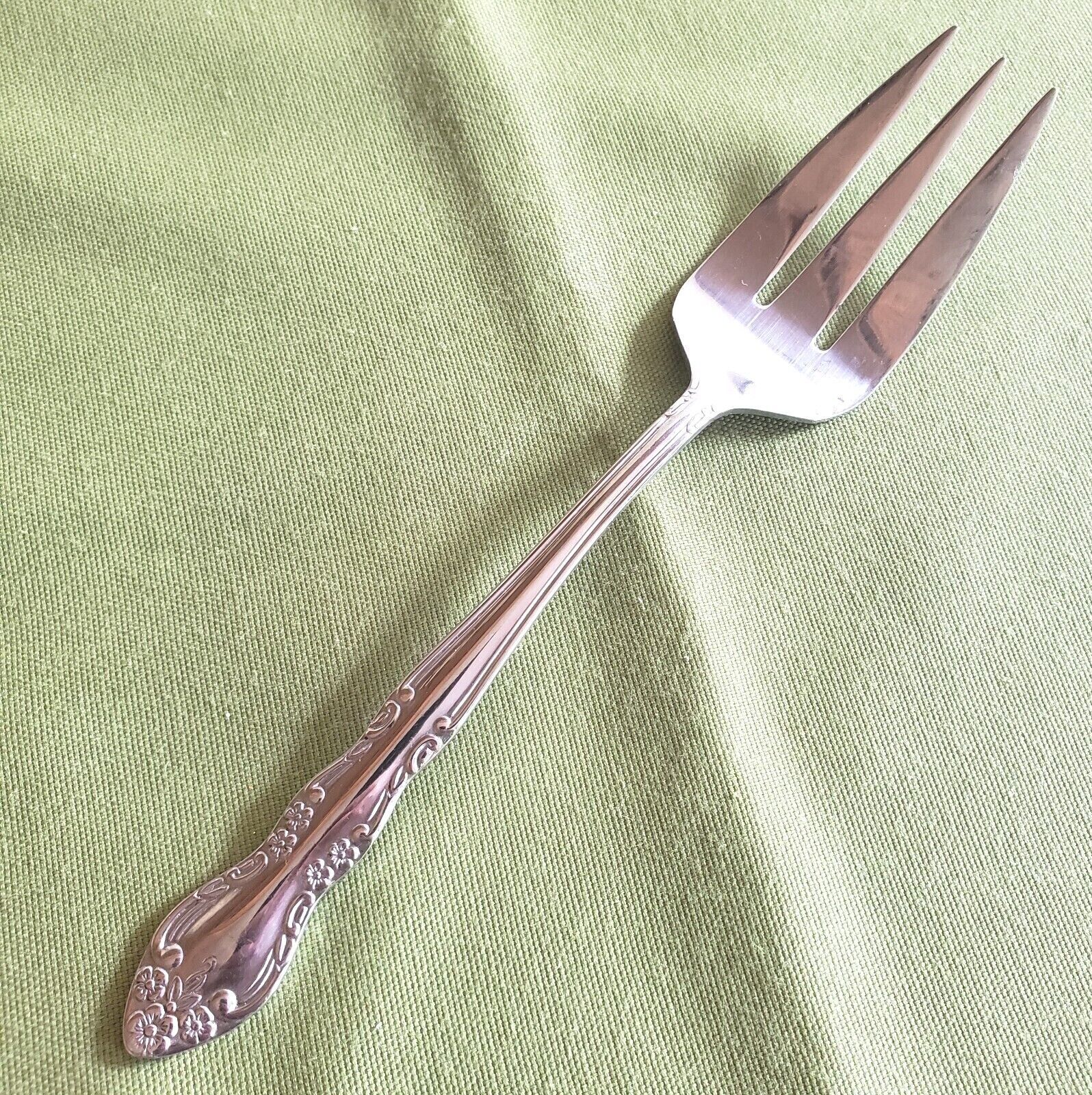 Imperial Stainless Meat Fork Fleurette/Twin Floral Pattern 41555 Floral 8 3/8    - $8.90