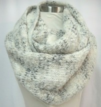 Echo Wool Blend Infinity Winter Scarf Gray White Tan Excellent - $18.80