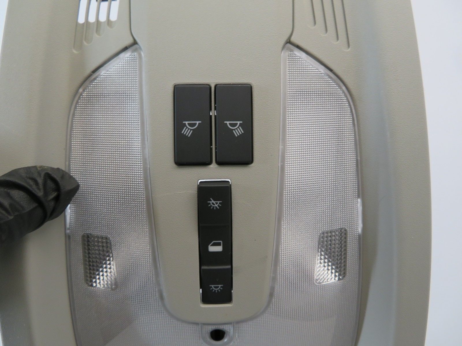 10016G CHEVY EQUINOX 10 11 2010 2011 OEM OVERHEAD DOME LIGHT LAMP SWITCH UNIT Switches / Controls