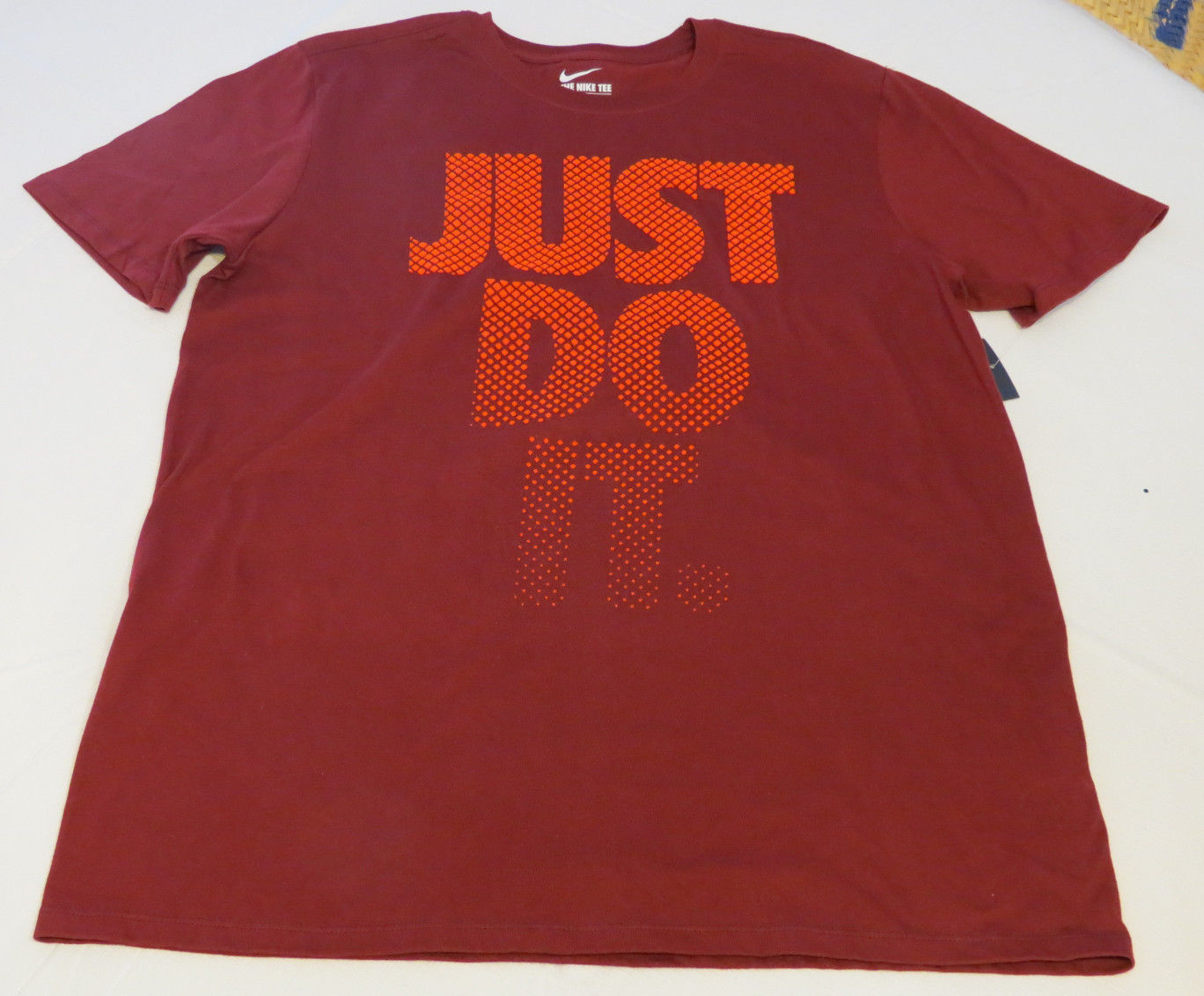 the nike tee athletic cut dri fit mens