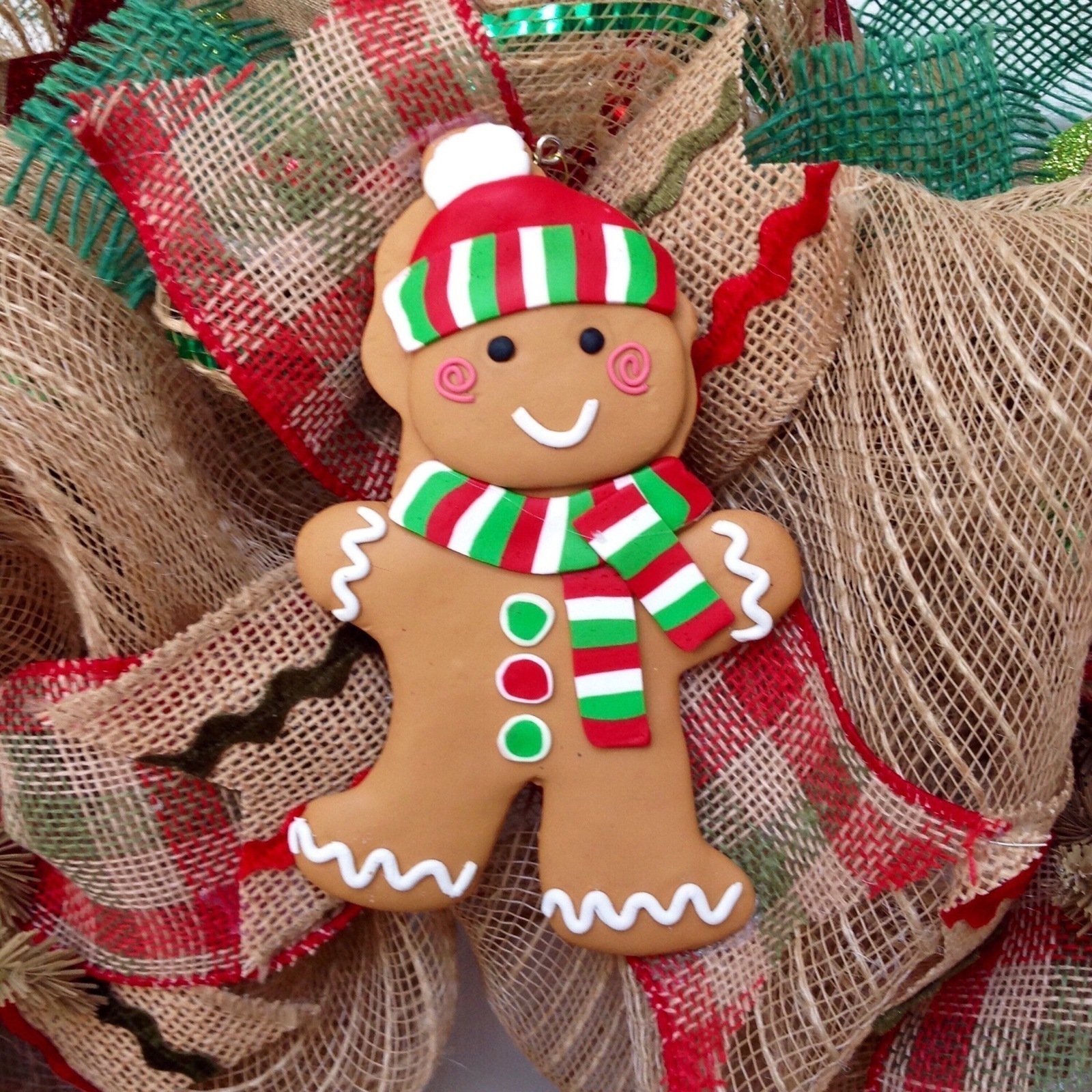 plush gingerbread wreath accent