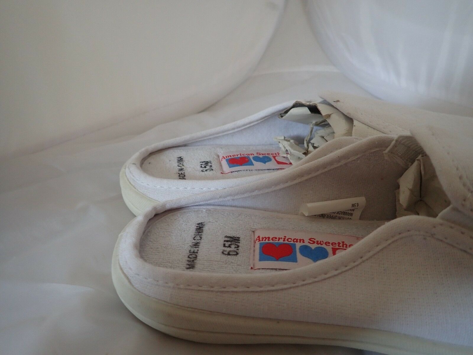 American Sweetheart White Canvas Casual shoes 6.5 - Flats & Oxfords