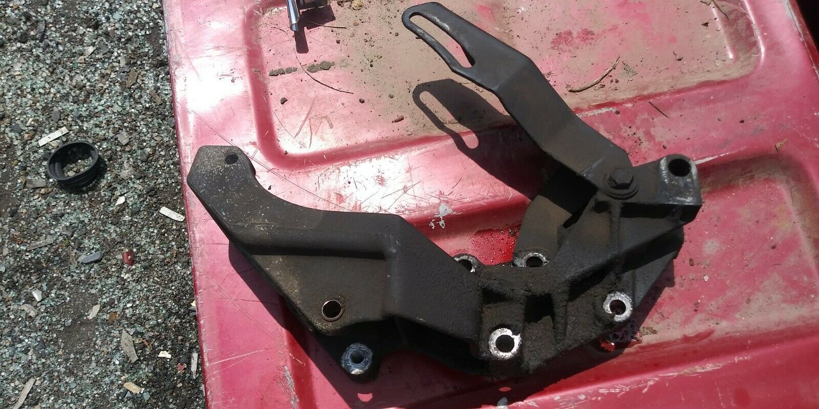 1982 83 84 85 86 CHEVY S10 2.8L V6 ALTERNATOR BRACKET SONOMA BLAZER