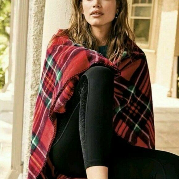 Primary image for New Victoria's Secret Soft  Cozy Fleece Blanket Red Plaid Tartan Holiday Blanket