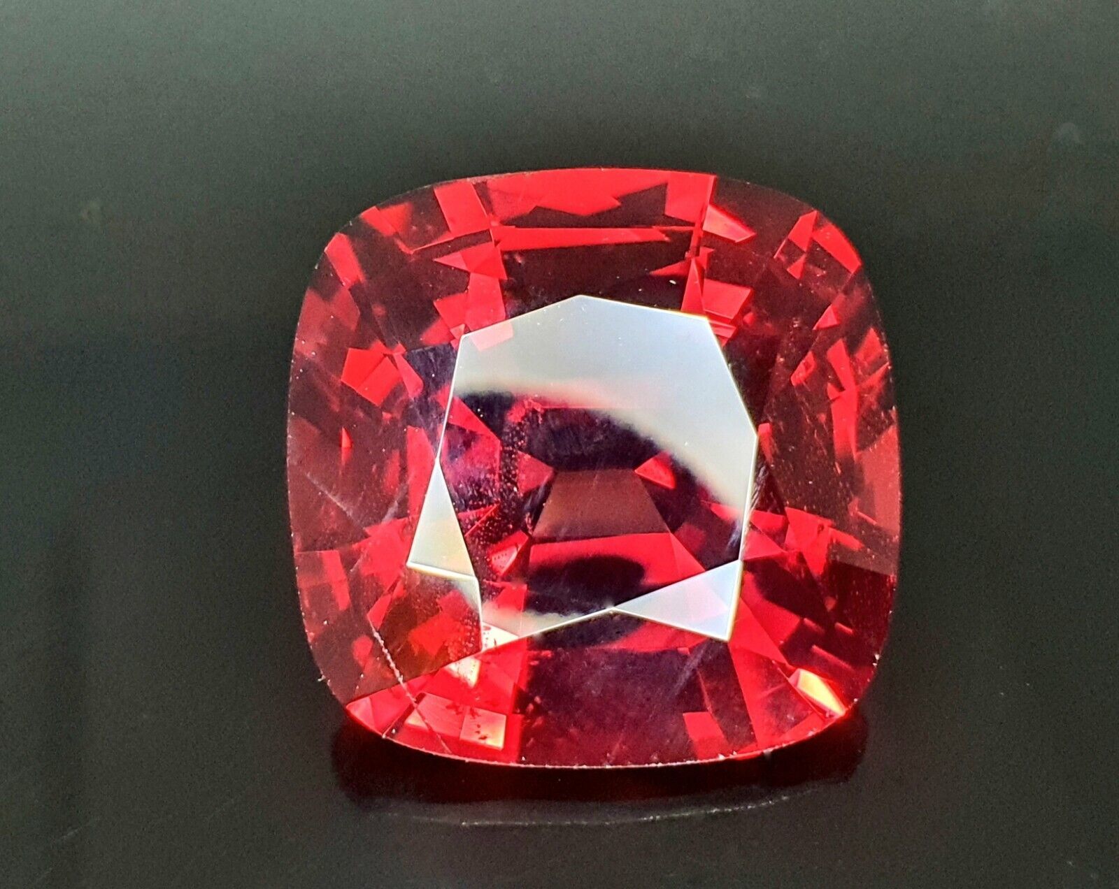 Gem Collectors 15.86 Cts GRS, AIGS Certified BURMA RED SPINEL VS