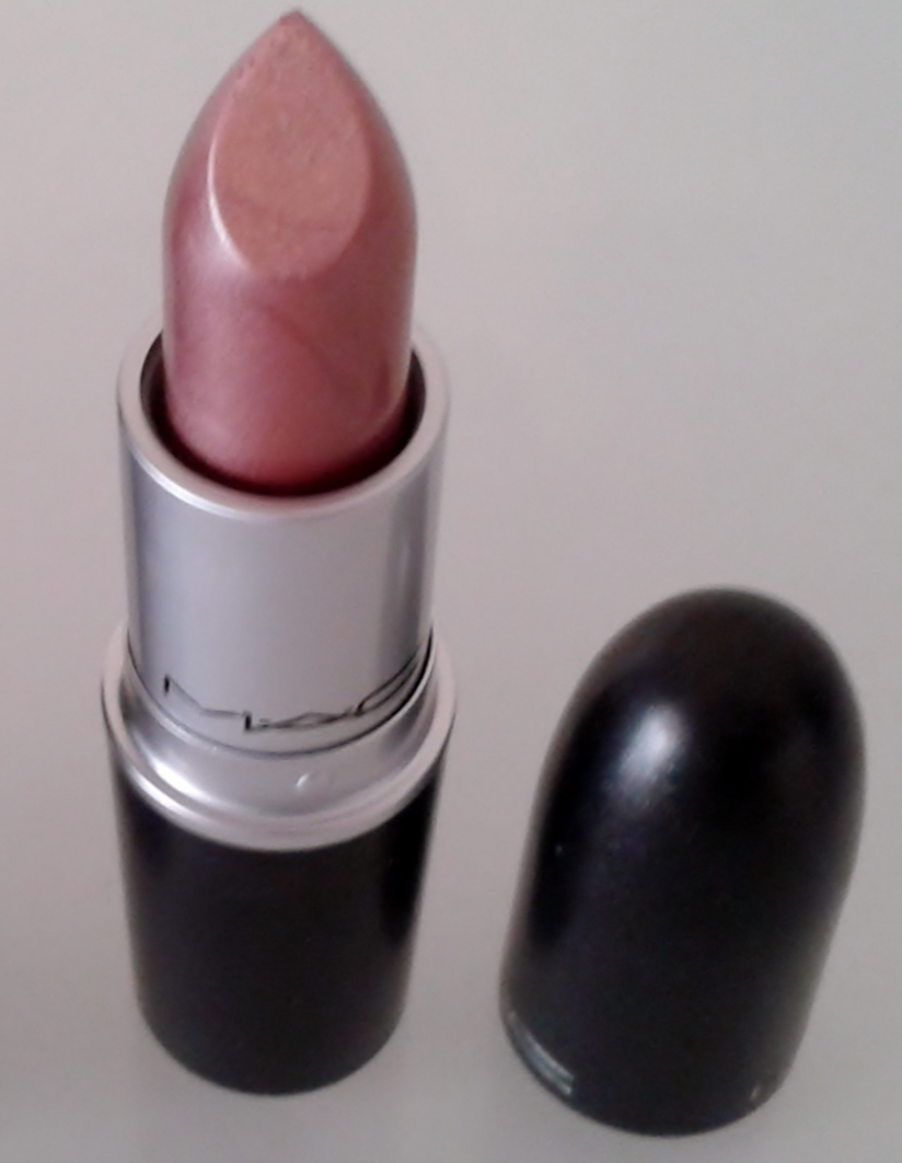 mac high strung lipstick