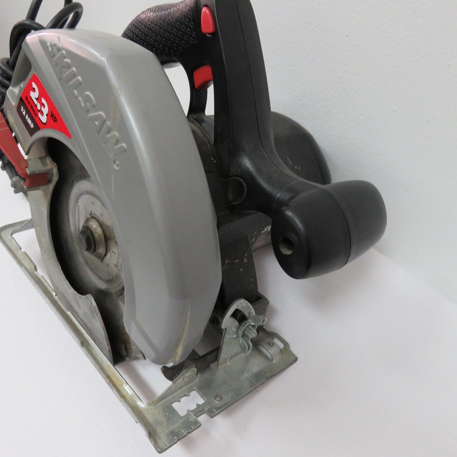 SkilSaw 54HD Corded Circular Saw 7 1 4 Skil Blade 2 3HP Max Motor 12