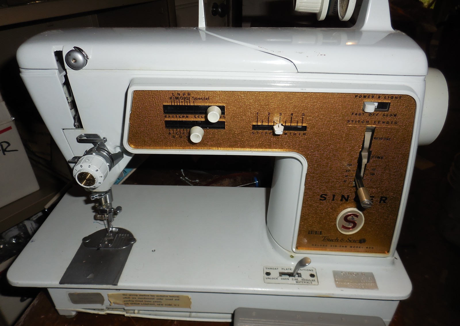 Singer 620E Touch & Sew Thread Tension Dial Assembly w/Thread Plates ...