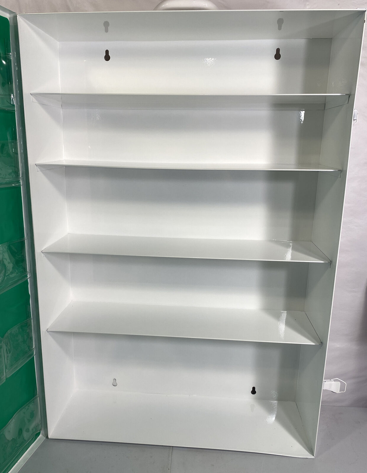 ZEE Medical XLarge Wall Mount First Aid Metal 5 Shelf 25