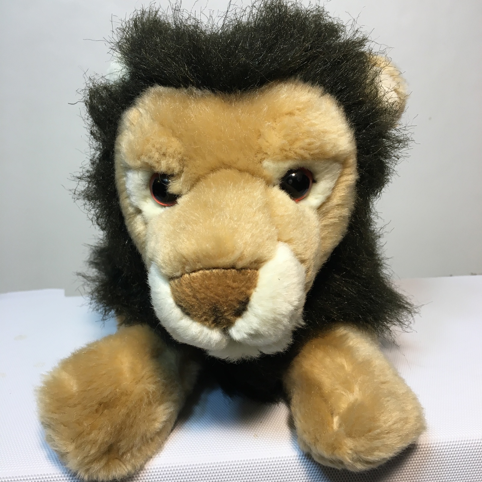 gund plush lion