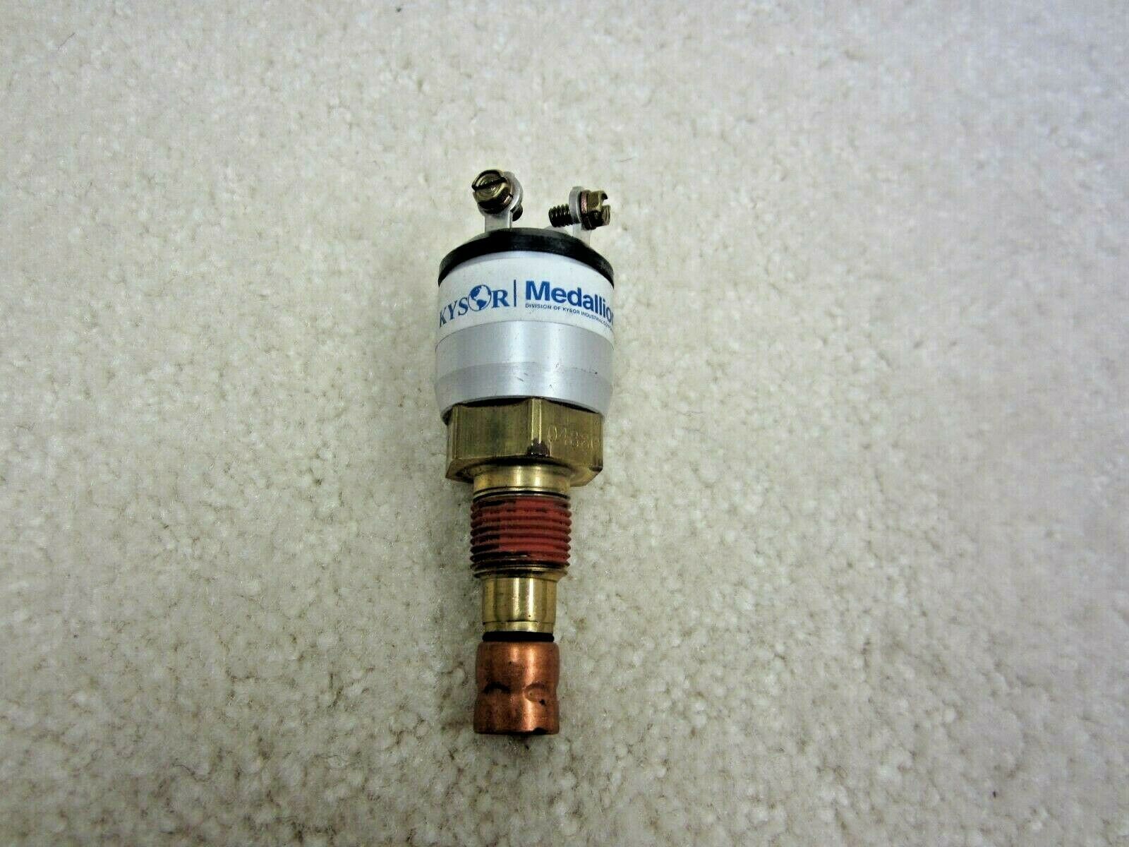 Mack / KYSOR Solenoid Valve 100204880 Engine Coolant Thermostat Switch