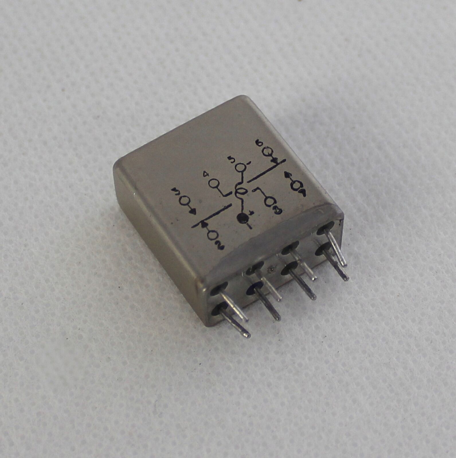 DEUTSCH RELAY 12V / 2A General Purpose Relays