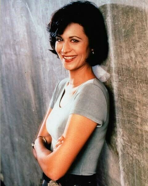 Catherine Bell smiling pose in grey t-shirt Jag TV series 8x10 inch photo